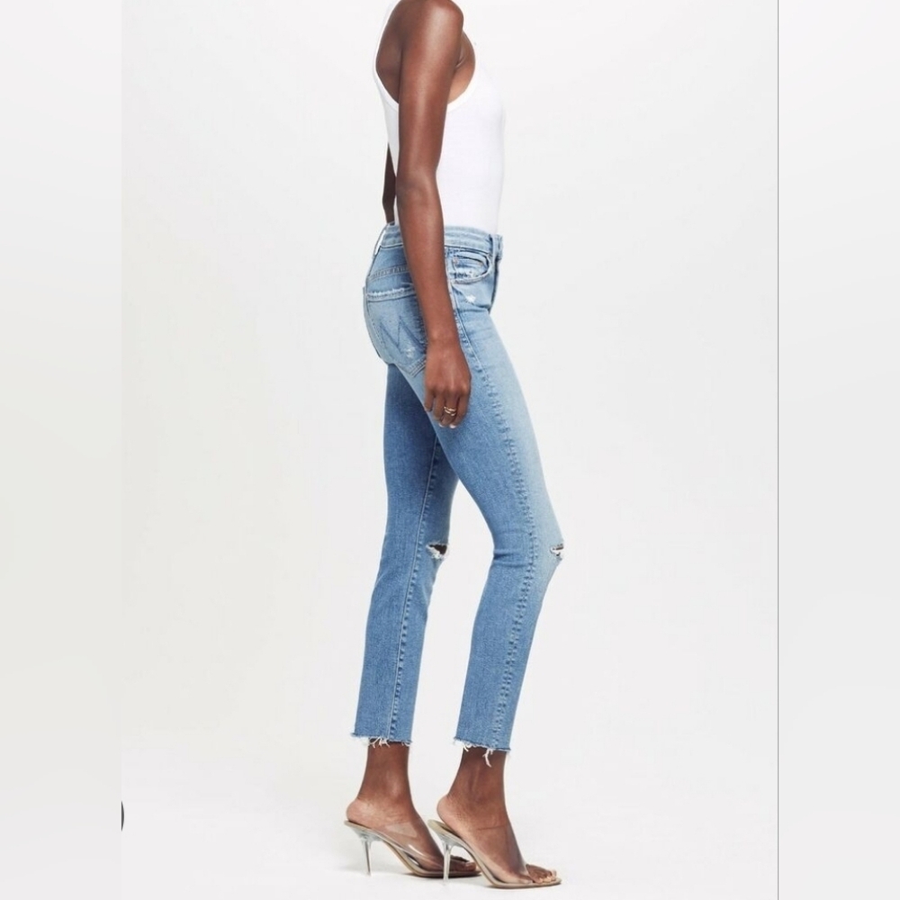 MOTHER High Waisted Looker Ankle Fray Thrilling Shots